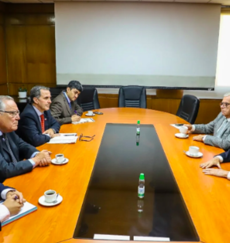 Colegio de Ingenieros Agrónomos de Chile se reúne con autoridades del Ministerio de Agricultura para fortalecer el desarrollo del sector agropecuario