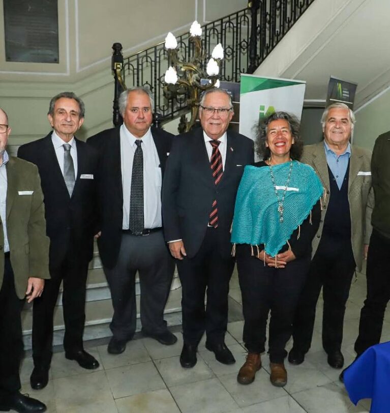 Colegio de Ingenieros Agrónomos y Consejo de Decanos del CRUCH impulsan diálogo sobre el futuro de la profesión